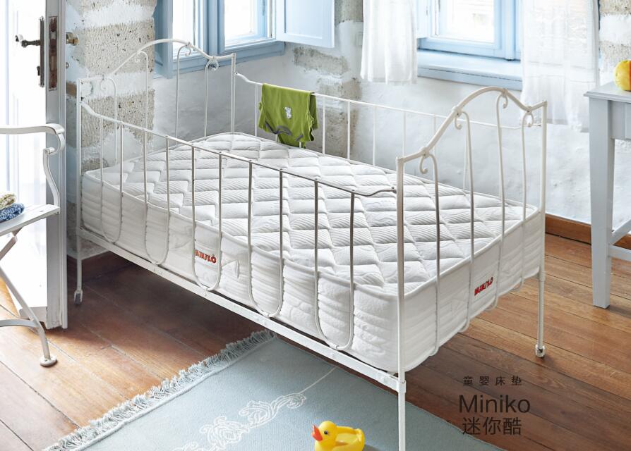 【迷你酷】DHT弹簧香蕉福利视频导航 牛奶面料 海绵密度因年龄设计