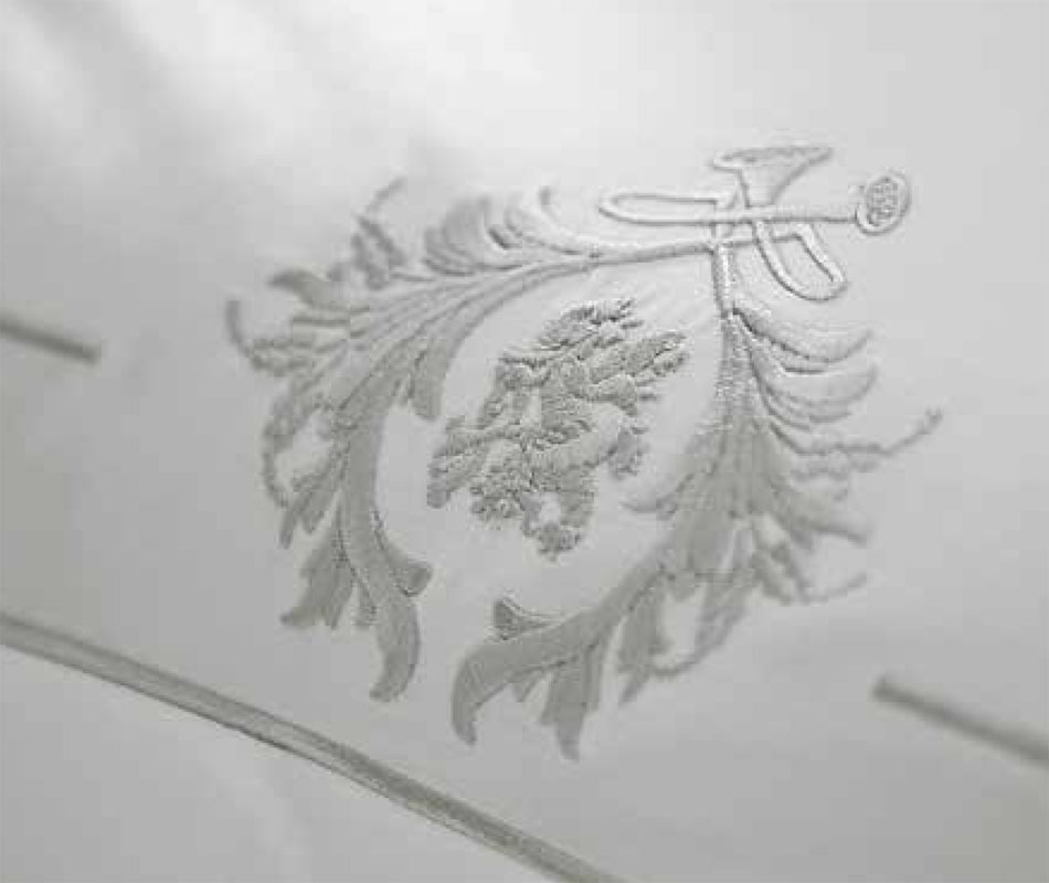 香蕉视频网址银色被套细节